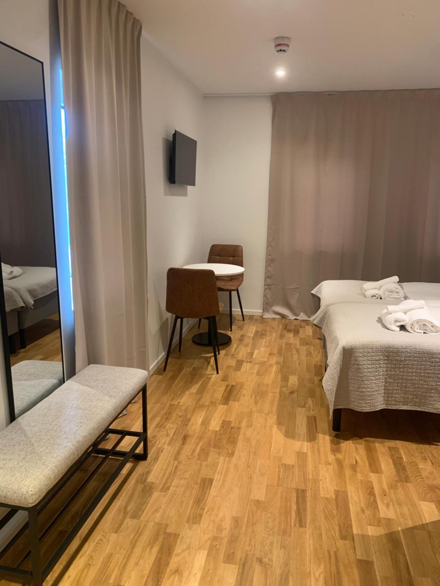 Edsviken Hotell Ab Соллентуна Экстерьер фото