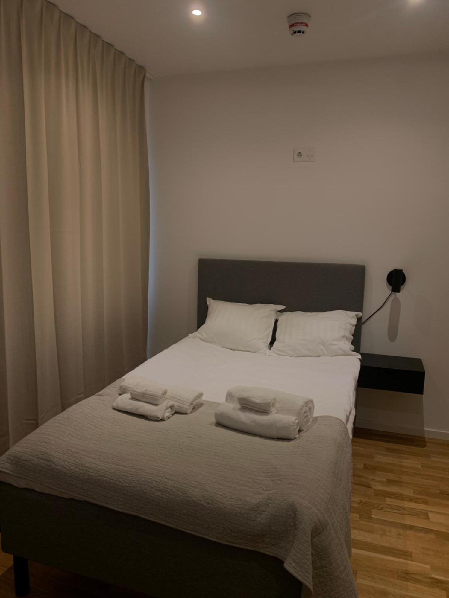 Edsviken Hotell Ab Соллентуна Экстерьер фото