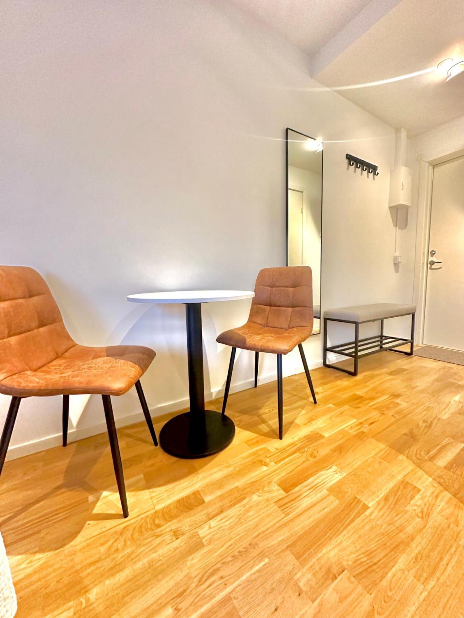 Edsviken Hotell Ab Соллентуна Экстерьер фото